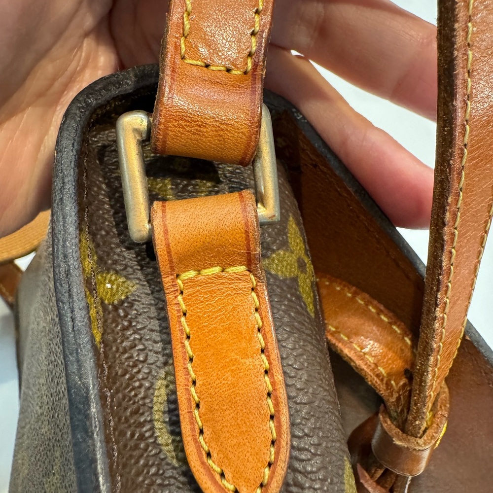 Authentic Louis Vuitton Saint Cloud Crossbody Bag - Picture 14 of 16